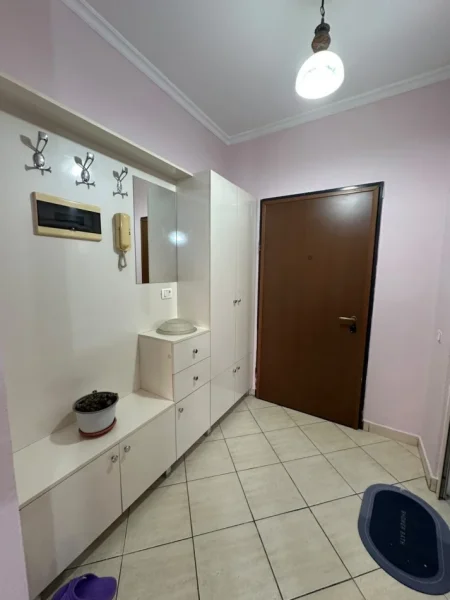 Tirane, shitet apartament 1+1 Kati 9, 78 m² 206.000 € (21 Dhjetori)