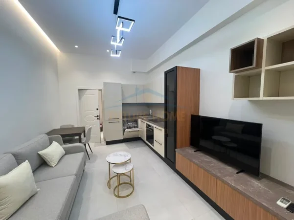 Tirane, jepet me qera apartament 2+1+ Post Parkimi+Ballkon Kati 3, 85 m² 1.000 € (Rruga e Dibres)