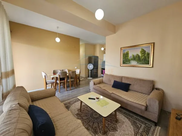 Tirane, shitet apartament 2+1+2+Ballkon Kati 7, 97 m² 170.000 € (Kompleksi Mangalem)