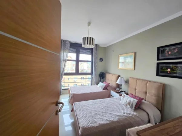 Tirane, shitet apartament 2+1 , 130 m² 416.000 € 