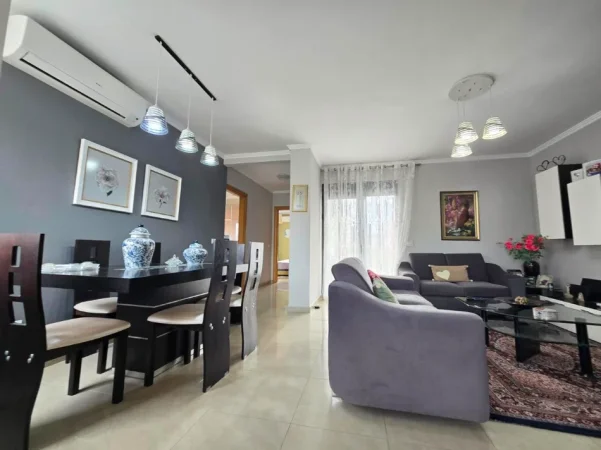 Tirane, shitet apartament 2+1 , 130 m² 416.000 € 
