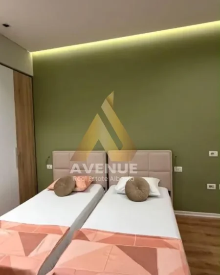 Tirane, jepet me qera apartament 2+1+Ballkon , 80 m² 600 € 