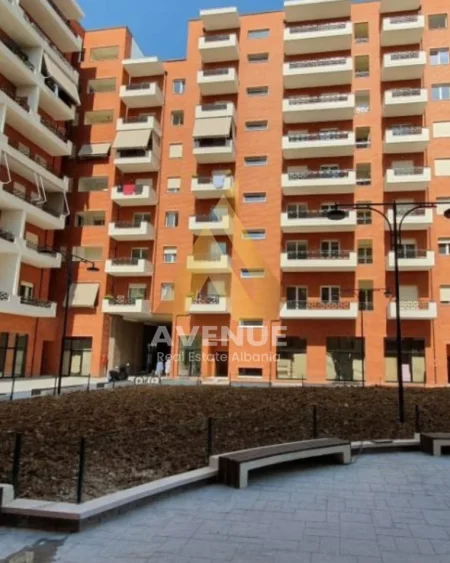 Tirane, jepet me qera apartament 2+1+Ballkon , 80 m² 600 € 