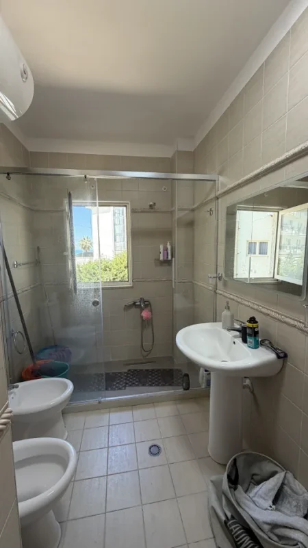 Durres, shitet apartament 1+1+Ballkon Kati 1, 77 m² 155.000 € (Golem)