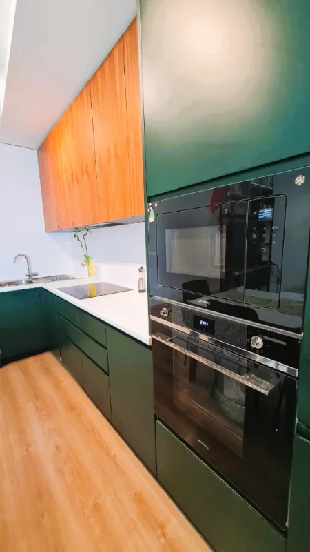 Tirane, shitet apartament 2+1+Aneks+Ballkon Kati 3, 89 m² (Rruga Faik Konica)