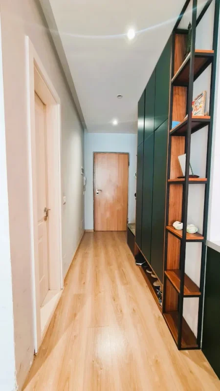 Tirane, shitet apartament 2+1+Aneks+Ballkon Kati 3, 89 m² (Rruga Faik Konica)