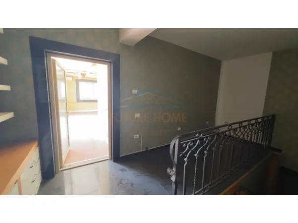 Tirane, shitet apartament 3+1+Ballkon Kati 6, 145 m² 430.000 € 