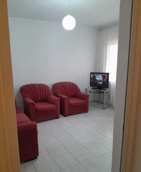Tirane, jepet me qera apartament 1+1 Kati 6, 60 m² 380 € (Rruga Bardhyl)