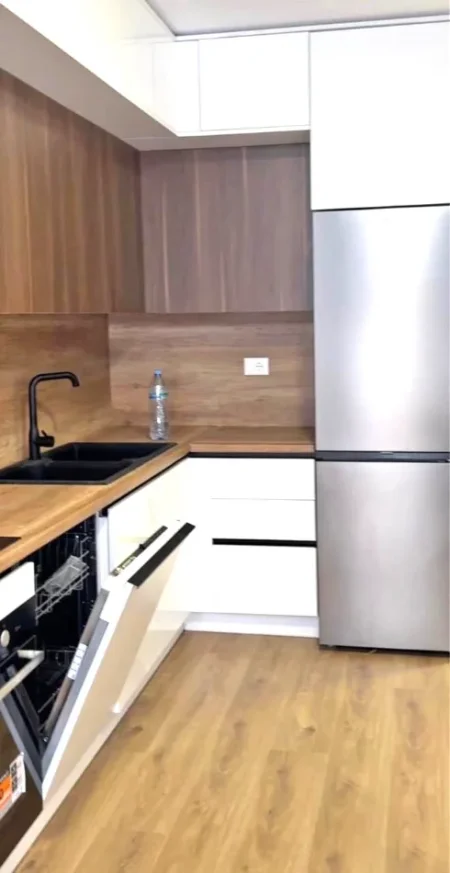 🏡 Jepet me Qera Apartament 2+1 + Post Parkimi ne Ali Dem tek  Kompleksi Kadiu,  600 mije leke