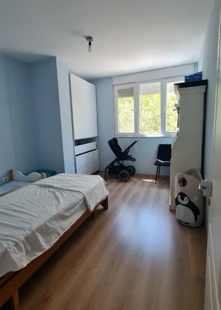 Tirane, shitet apartament 2+1 , 89 m² 250.000 € 