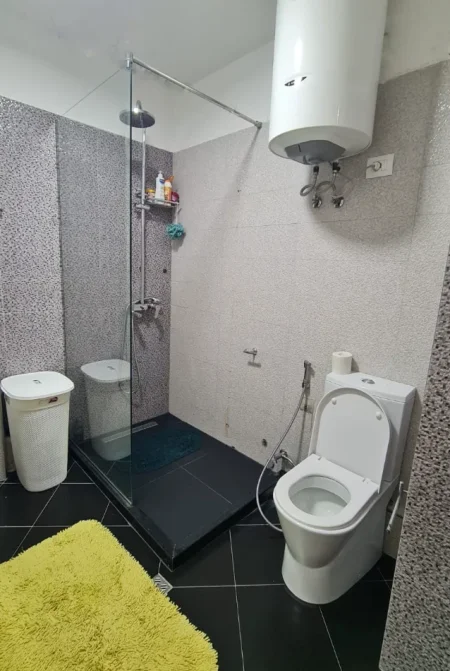 Tirane, shitet apartament 2+1 , 89 m² 250.000 € 