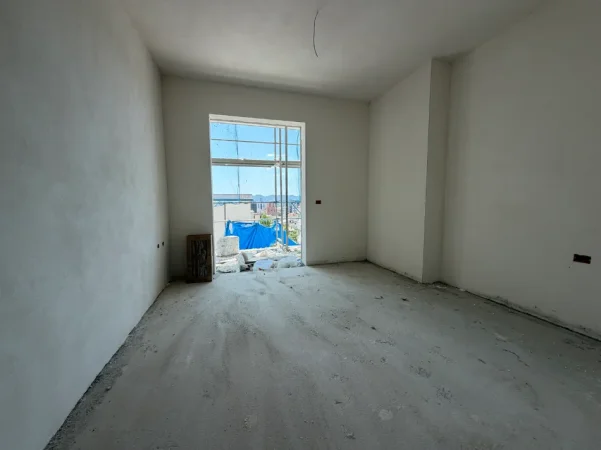 Tirane, shitet apartament 2+1+Ballkon , 91 m² 100.400 € (Paskuqan, Majestic 2)