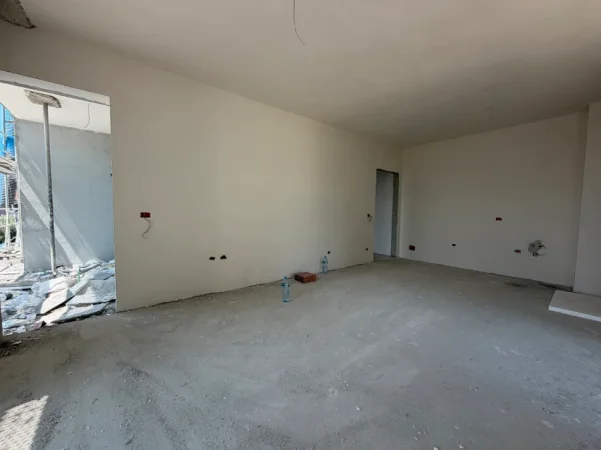 Tirane, shitet apartament 2+1+Ballkon , 91 m² 100.400 € (Paskuqan, Majestic 2)