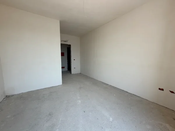 Tirane, shitet apartament 2+1+Ballkon , 91 m² 100.400 € (Paskuqan, Majestic 2)