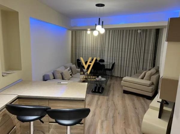 Tirane, jepet me qera apartament 2+1+Ballkon Kati 2, 115 m² 870 € (KOMUNA E PARISIT)