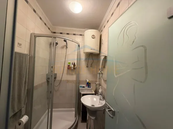 Tirane, shitet apartament 2+1+2+DEPO Kati 4, 123 m² 360.000 € (KIKA 1 , KOMUNA E PARISIT)