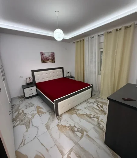 Tirane, jepet me qera Vile Vile 2 Katshe Kati 2, 94 m² 690 € (Ali Dem)