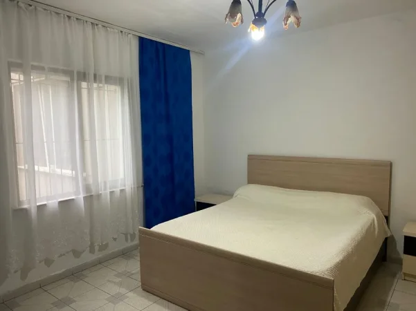 Tirane, jepet me qera shtepi 1+1+Ballkon Kati 0, 65 m² 340 € (ne rrugen Besa Tirane.)