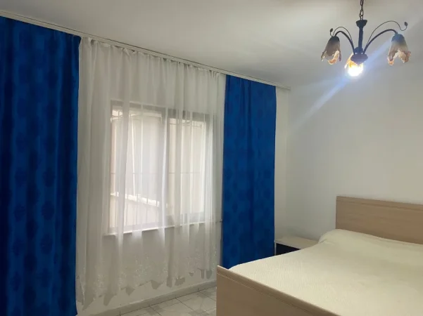 Tirane, jepet me qera shtepi 1+1+Ballkon Kati 0, 65 m² 340 € (ne rrugen Besa Tirane.)