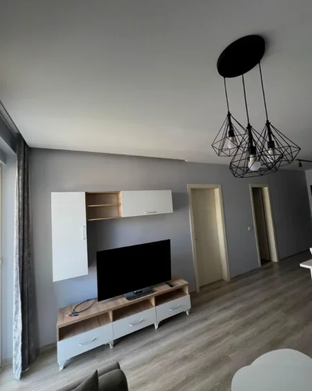 Tirane, shitet apartament 1+1 Kati 8, 81 m² 150.000 € (Ish Fusha Aviacionit)