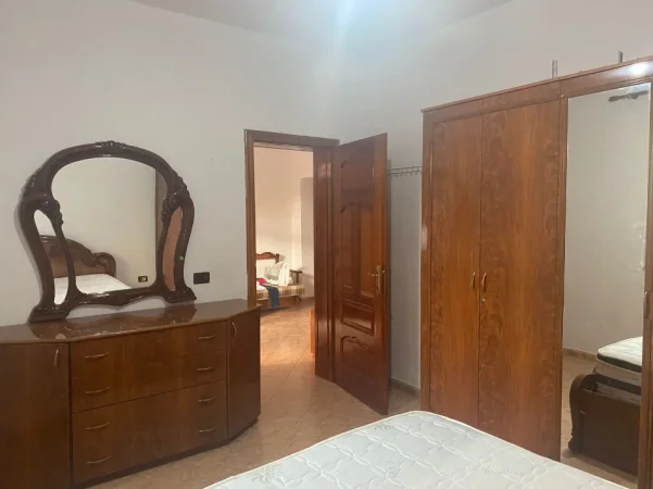 Tirane, jepet me qera apartament 1+1+Ballkon Kati 0, 64 m² 350 € (ne rrugen Don Bosko Tirane)