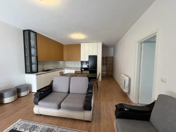 Tirane, jepet me qera apartament 2+1 Kati 3, 110 m² 500 € (Paskuqan)