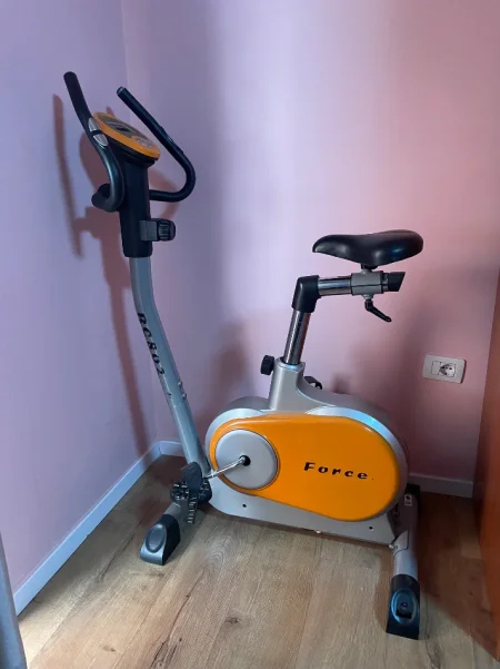 Tirane, shes biciklete fitnesi Biciklete fitnesi statike per stervitje ne shtepi 50 Eur 50 €