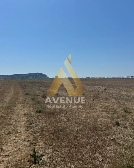 Durres, shitet toke ne bregdet , 4.000 m² (Rruga Shen Pjeter) Porto Romano