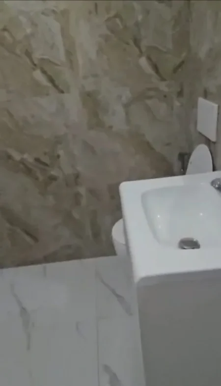 Tirane, jepet me qera apartament 2+1 Kati 2, 90 m² 450 € (Rruga Llazar Shapatini)