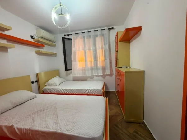 Tirane, jepet me qera apartament 2+1 Kati 3, 69 m² 600 € (21 dhjetori)