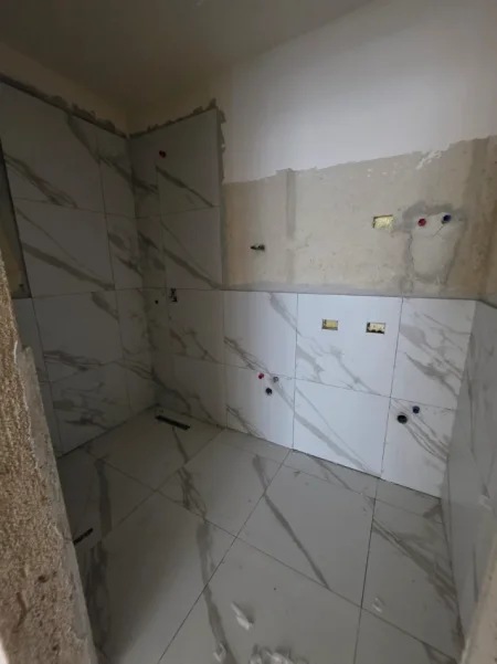 Lezhe, shitet garsonier 1+1 Kati 2, 40 m² 72.036 € (shengjine)