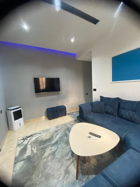 Tirane, jepet me qera apartament 2+1 Kati 1, 100 m² 430 € (Mbrapa Spitalit Hygea)