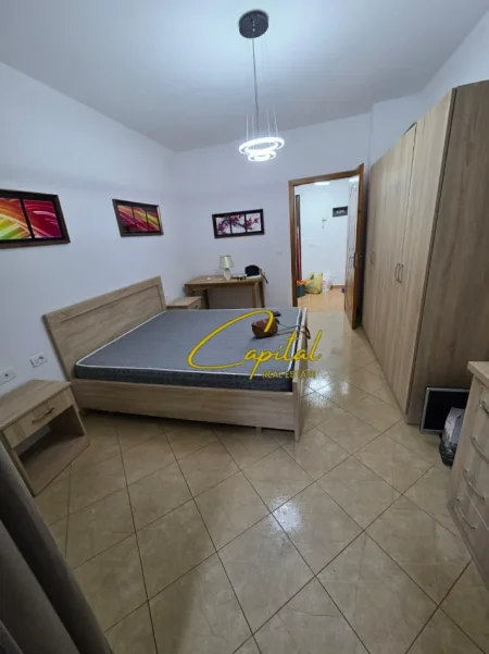 Tirane, jepet me qera apartament 1+1 Kati 4, 67 m² 500 € (5 MAJI)