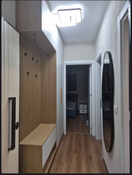 🏡 Jepet me Qera Apartament 1+1  Pranë QSUT & Shkollës së Bashkuar ,  550 euro