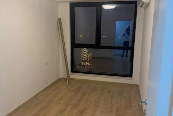 Tirane, jepet me qera ambjent biznesi Kati 5, 120 m² 1.000 € (Rezidenca Turdiu-Ish Fusha e Aviacionit)