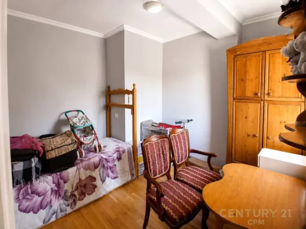 Tirane, shitet apartament 3+1 Kati 4, 108 m² 280.000 € (Rruga e Durresit bot145611)