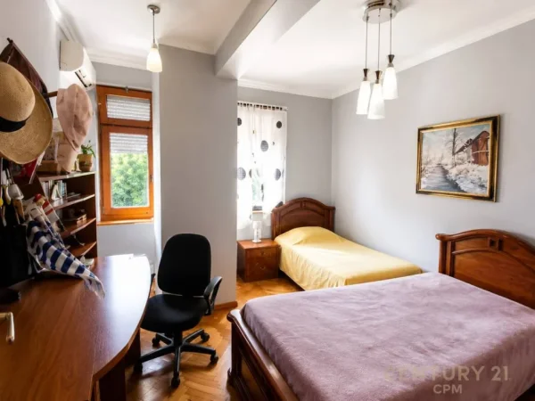 Tirane, shitet apartament 3+1 Kati 4, 108 m² 280.000 € (Rruga e Durresit bot145611)