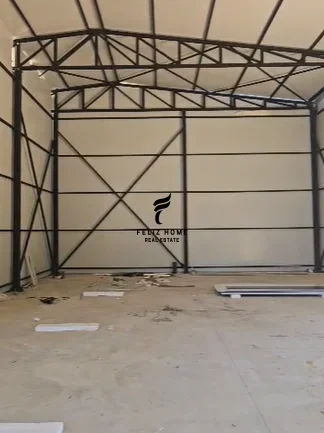 Tirane, jepet me qera magazine Kati 0, 150 m² 120.000 € (PRUSH)