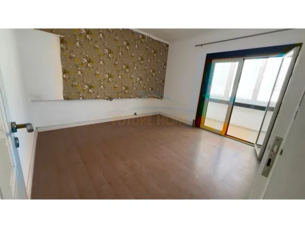 Tirane, shitet apartament 3+1 Kati 6, 143 m² 430.000 € 