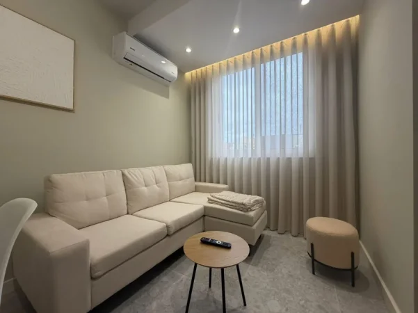 Tirane, shitet apartament 1+1 Kati 5, 65 m² 189.000 € (21 Dhjetori)