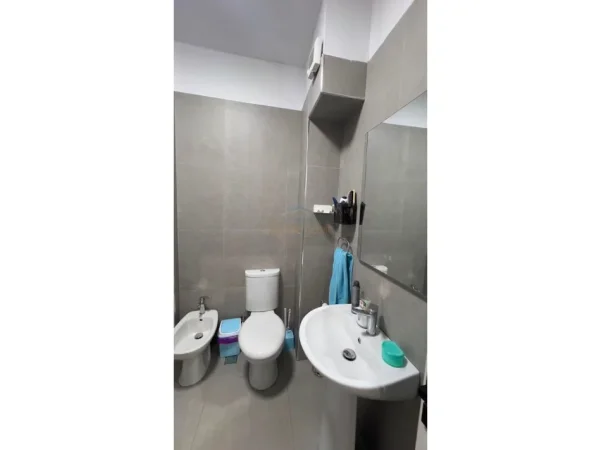 Tirane, shitet apartament 2+1 Kati 8, 104 m² 124.000 € 