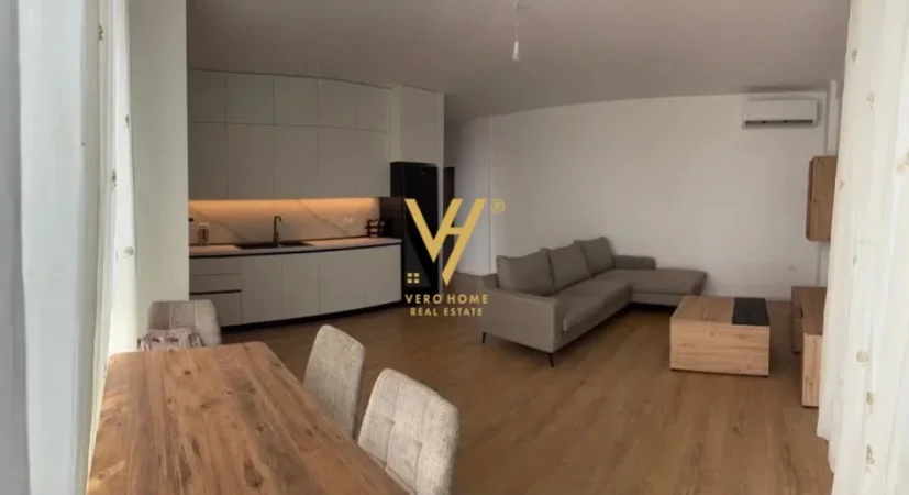 Tirane, jepet me qera apartament 2+1+Ballkon Kati 5, 97 m² 700 € (BULEVARDI I RI)