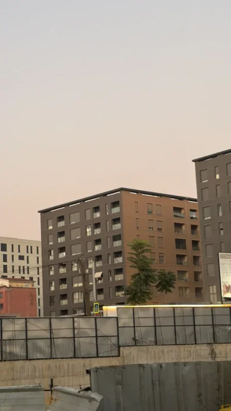 Tirane, shitet apartament 2+1 Kati 1, 129 m² 270.375 € (Xhamllik)