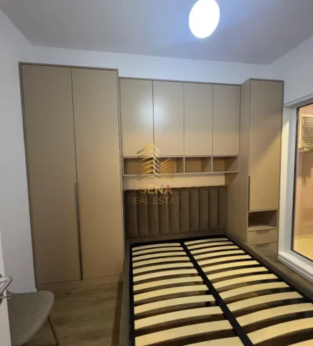 Tirane, jepet me qera apartament 1+1+Ballkon Kati 2, 50 m² 50.000 Lek (Ali Demi - Residenca Kadiu)