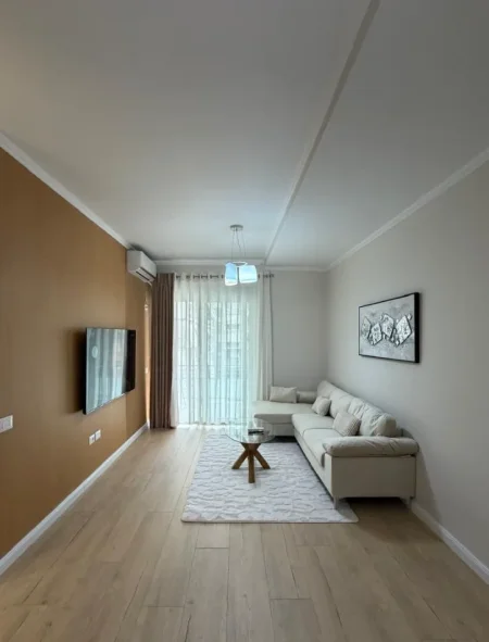 Tirane, shitet apartament 1+1 , 60 m² 142.000 € 