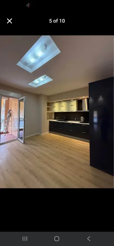Tirane, shitet apartament 2+1+Aneks+Ballkon Kati 7, 91 m² 198.000 € (Xhamlliku , Oxhaku)