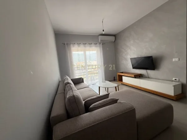 shitet apartament 1+1+Ballkon Kati 6, 75 m² 200.000 € (Selvia)