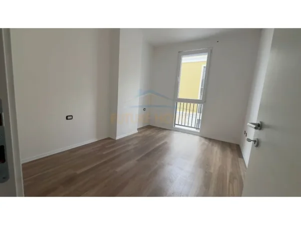 Tirane, shitet apartament 1+1 Kati 1, 57 m² 104.784 € 
