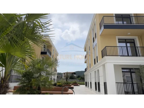 Tirane, shitet apartament 1+1 Kati 1, 57 m² 104.784 € 