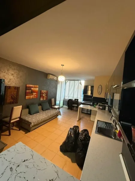 Tirane, jepet me qera apartament 2+1 Kati 4, 70 m² 750 € (KRISTAL CENTER)